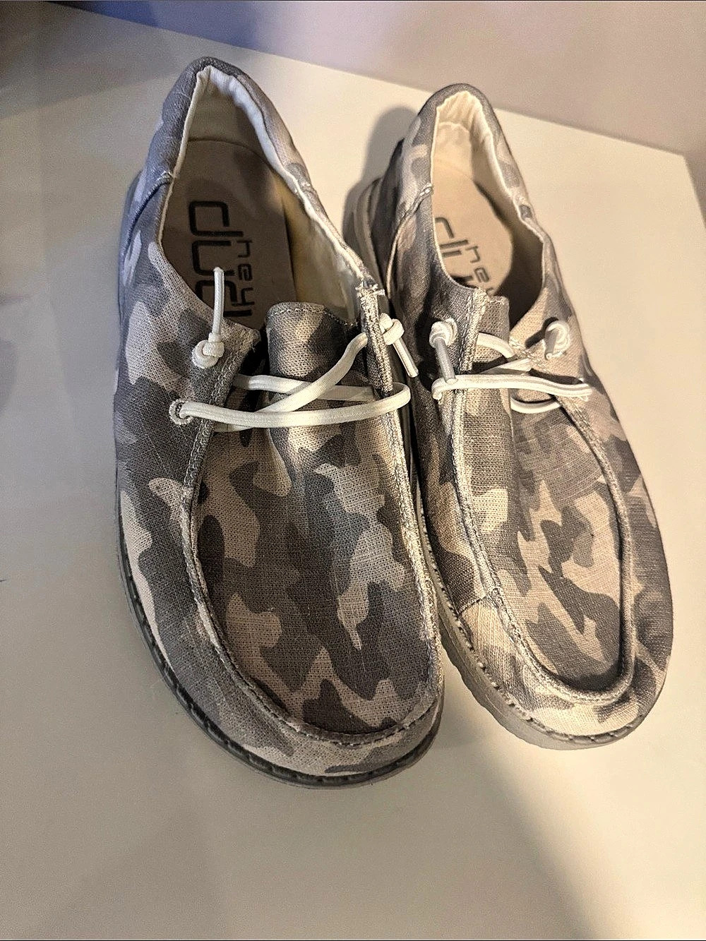 Hey Dude Wendy Funk Cloud Camo Sneakers Gray & Black US 6